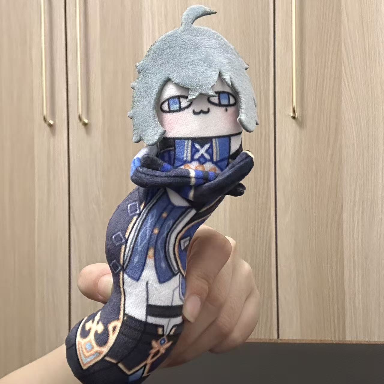 Cosplay Plushie Prop - دمى محشوة مضحكة لشخصية لوهن من