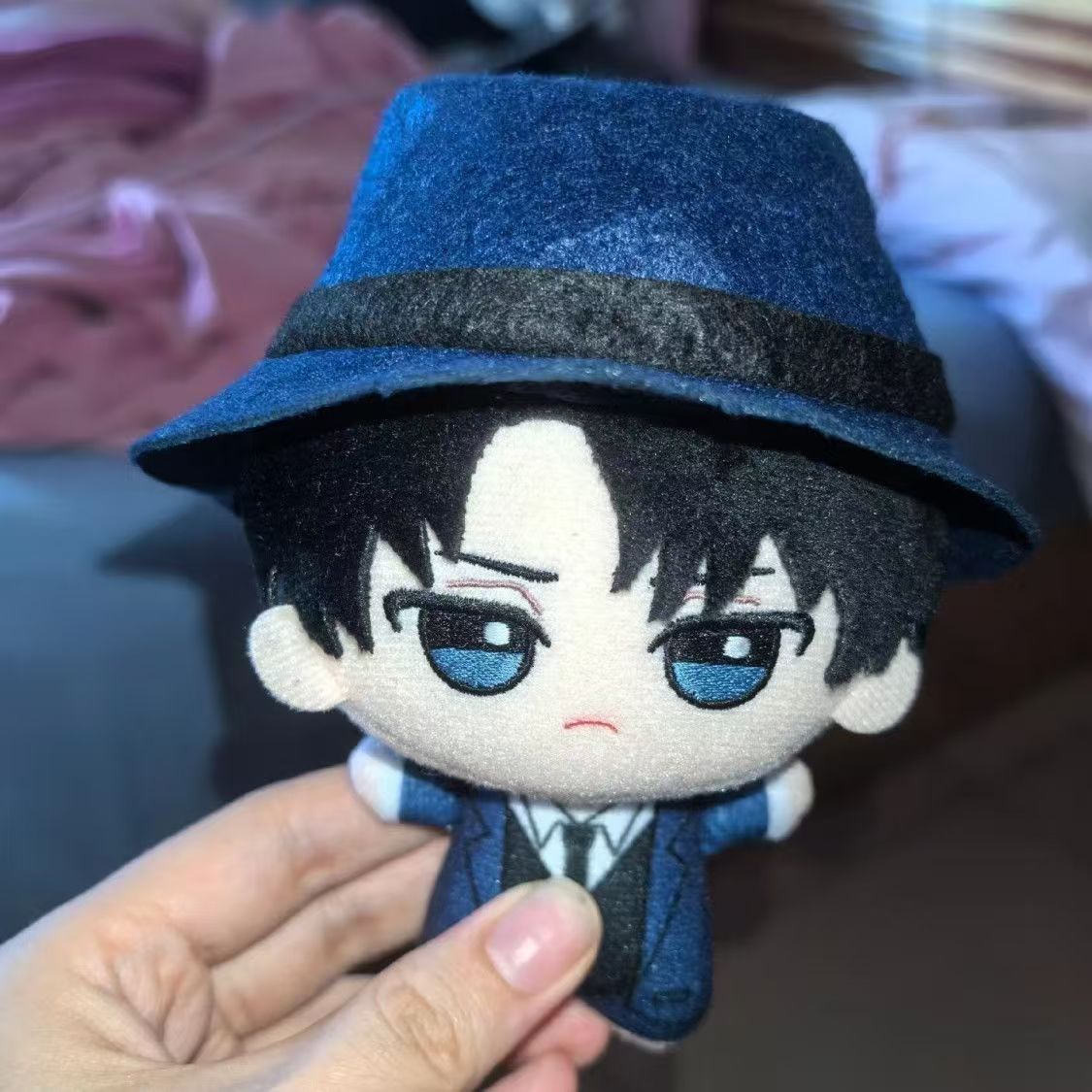 دمية محشوة قطنية لشخصية ليفي أ - مراجعة Cosplay Plushie Prop وسعره