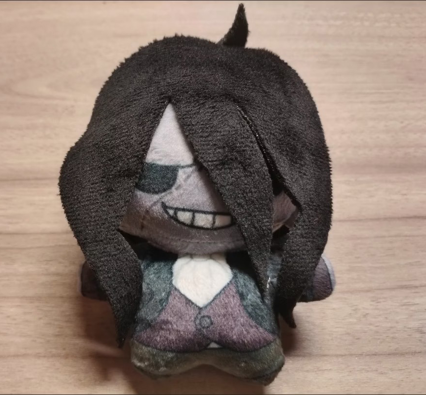 دمية محشوة لشخصية أنمي من لعبة - مراجعة Cosplay Plushie Prop وسعره