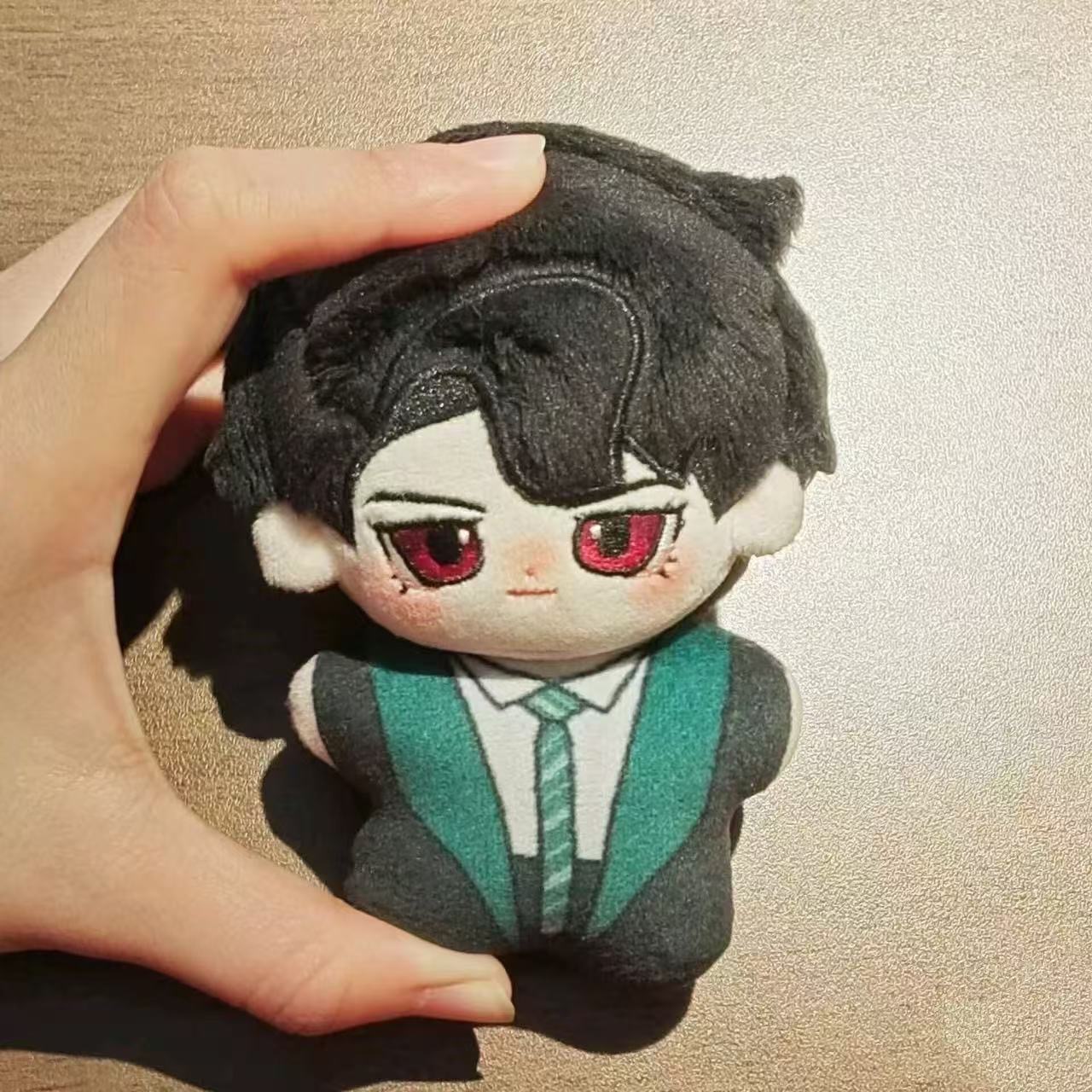 دمية محشوة على شكل توم مارفيلو - مراجعة Cosplay Plushie Prop وسعره