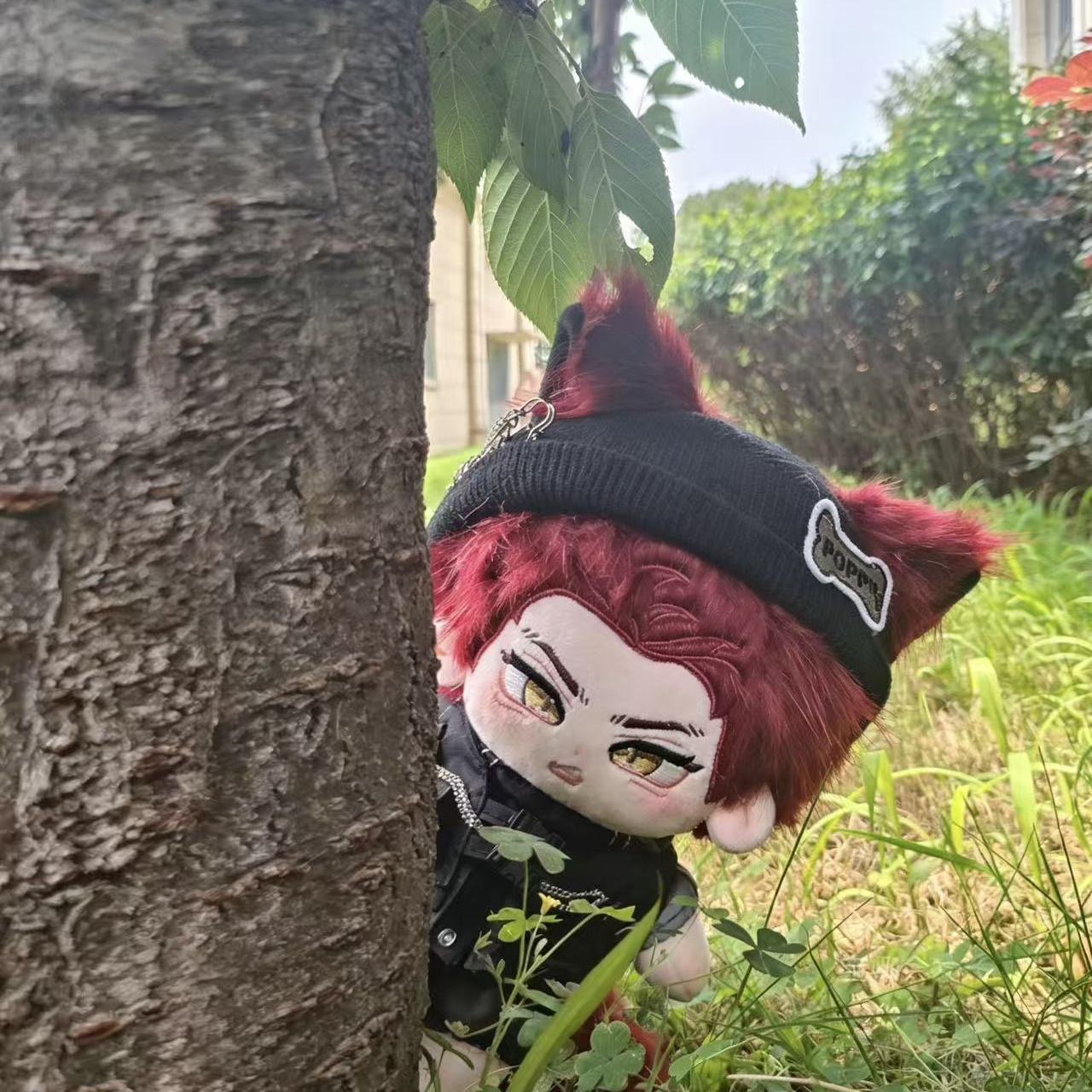 دمية فالكو المحشوة من أنمي لوف - مراجعة Cosplay Plushie Prop وسعره